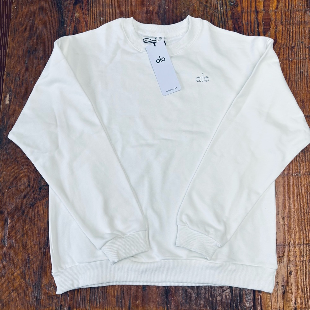 ALO Yoga Men’s White Crewneck Sweatshirt